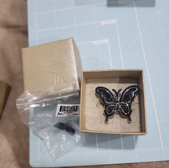 NWT JTV Butterfly Black Spinel Rhodium Over Sterling Silver 3.50ctw Ring Size 7 - Picture 5 of 6